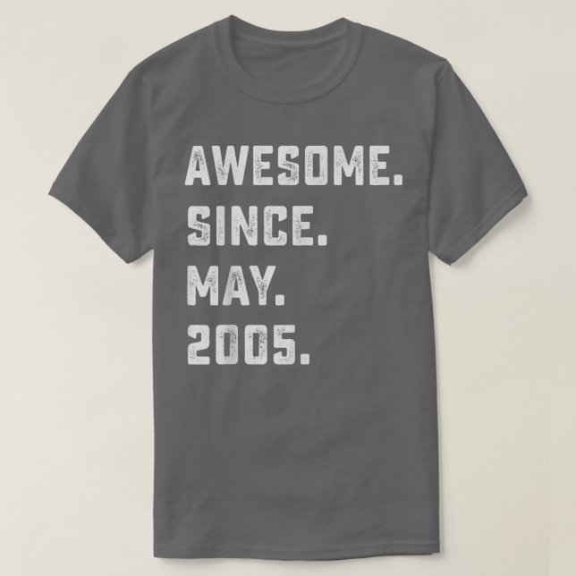 Camiseta 17th Birthday Gift Awesome Since May 2005 17 Years (Frente do Design)