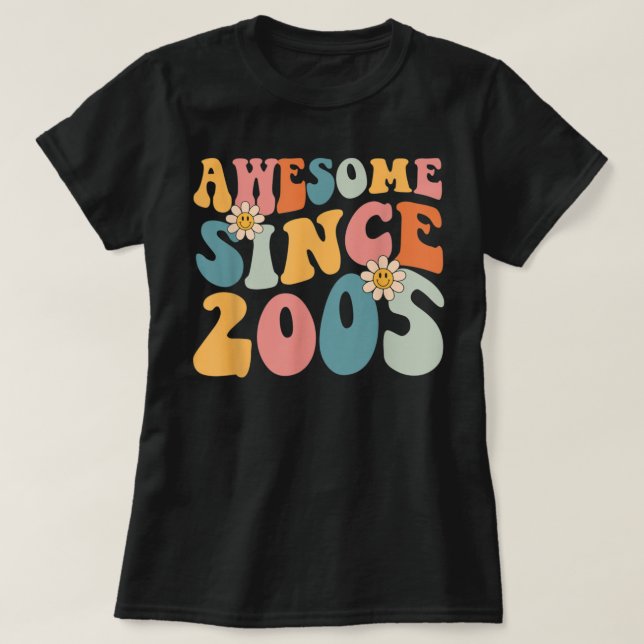 Camiseta 17th Birthday Gifts Awesome Since 2005 17 Years Ol (Frente do Design)