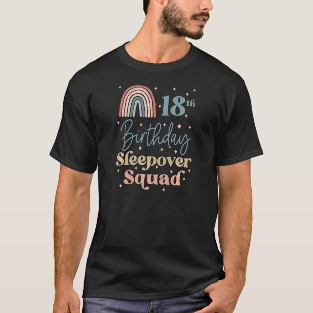 Camiseta 18º aniversário Boho Rainbow Sleepover Squad Pajam (Frente)
