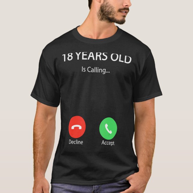 Camiseta 18 anos chama Feliz 18 anos de aniversário (Frente)