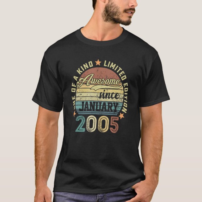 Camiseta 18 anos é incrível desde janeiro de 2005 18º anive (Frente)