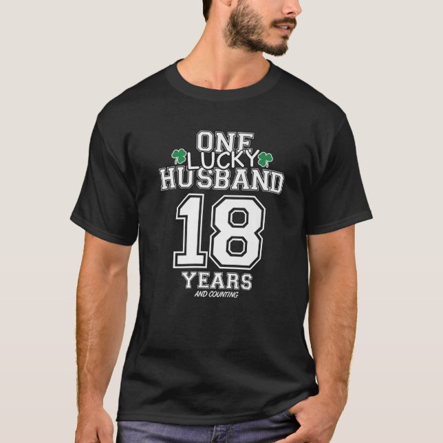 Camiseta 18 Anos Lucky Husband Funny Dia de São Patrício An (Frente)