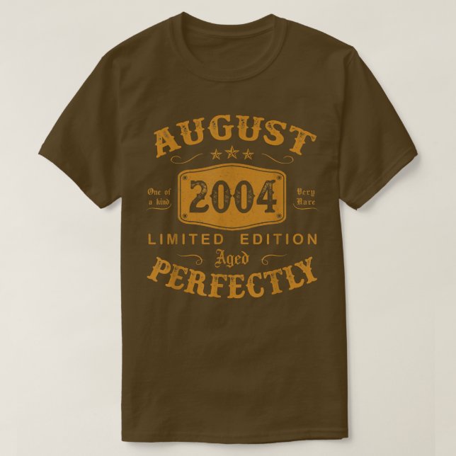 Camiseta 18 Year Old Gifts August 2004 Limited Edition 18th (Frente do Design)