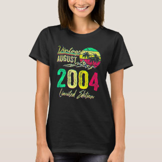 Camiseta 18 Yr Old Vintage August 2004 18th Birthday