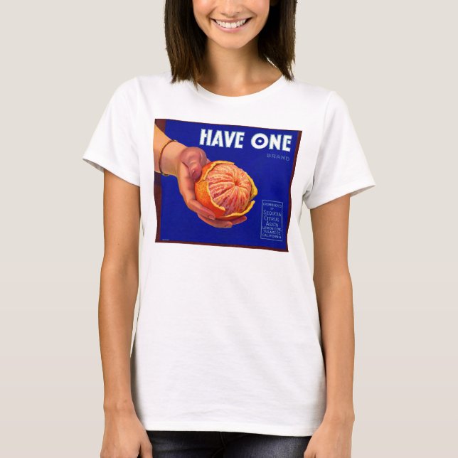 Camiseta 1940 Tem uma etiqueta de caixa laranja (Frente)