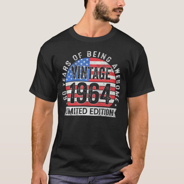 Camiseta 1964 60A Bandeira Americana De Aniversário, 60 Ano (Frente)