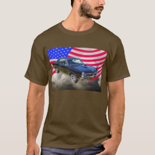 Camiseta 1967 Pontiac GTO e bandeira americana