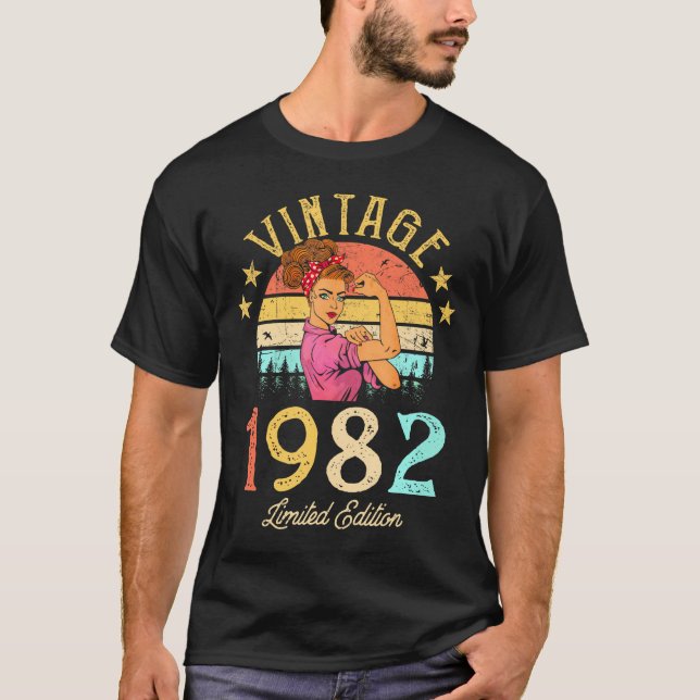 Camiseta 1982 Feita Em 1982 Por Mulheres aniversário de 40  (Frente)
