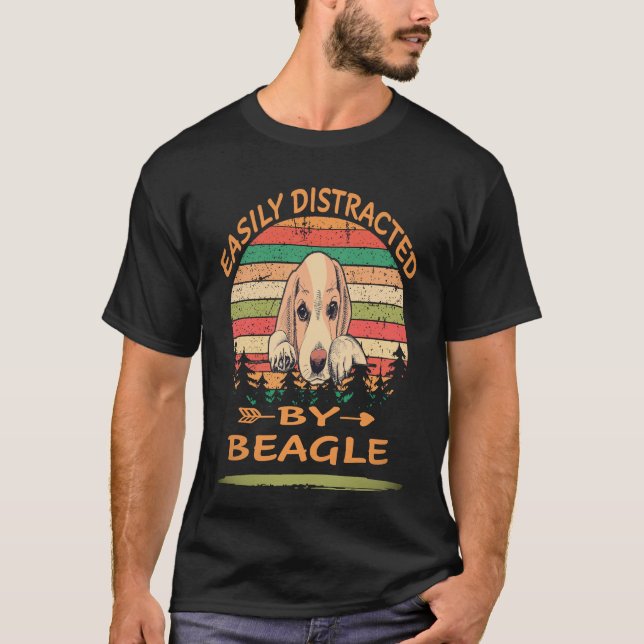 Camiseta 19 Facilmente Distraída Por Beagle (Frente)