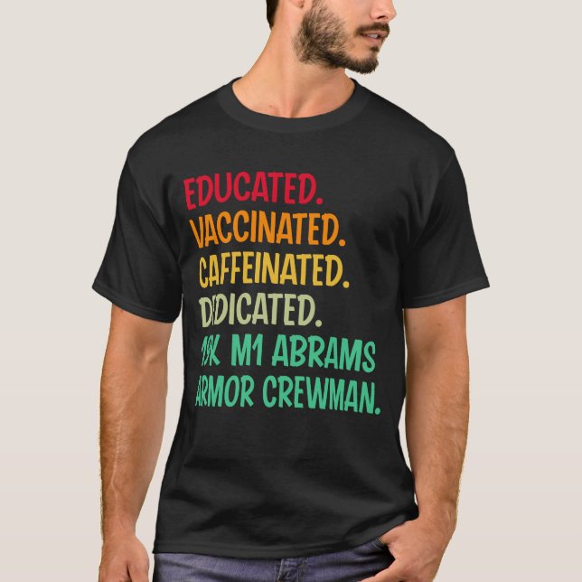 Camiseta 19K M1 Abrams Armor Crewman. Vacinado Educado C (Frente)