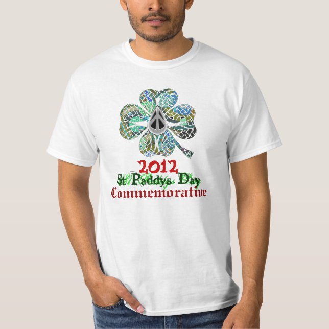Camiseta 1PEACE da """ do dia 2012 COMMEMMORATIVE de Paddys (Frente)