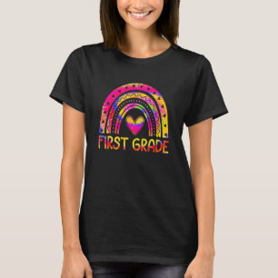 Camiseta 1rua, Primeiro Grau, Rainbow Heart Tie Dye Back To