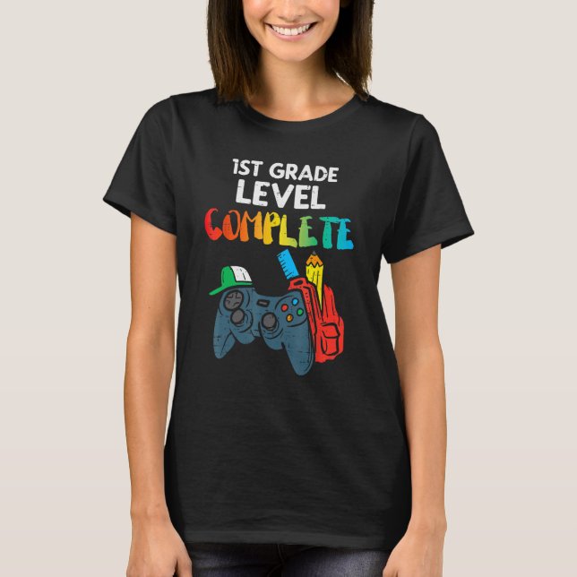 Camiseta 1st Grade Level Complete Gaming Boy Last Day Of Sc (Frente)