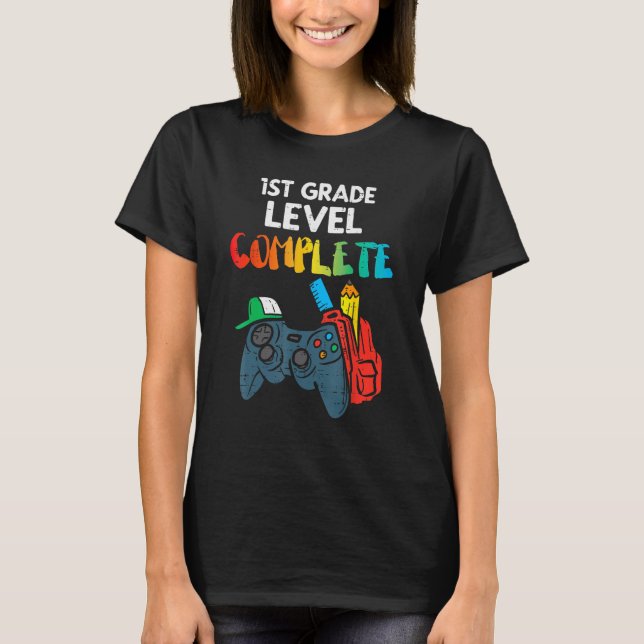 Camiseta 1st Grade Level Complete Gaming Boy Last Day Of Sc (Frente)