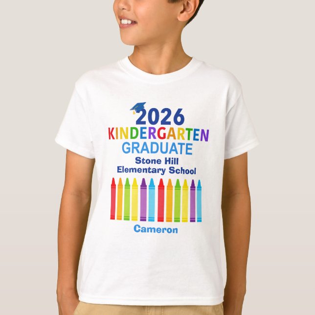 Camiseta 2026 Kindergarten Graduate Cute Crayon Custom Kids (Frente)