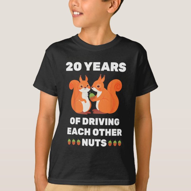 Camiseta 20 de 20 anos Casal Engraçado de Casamento por (Frente)