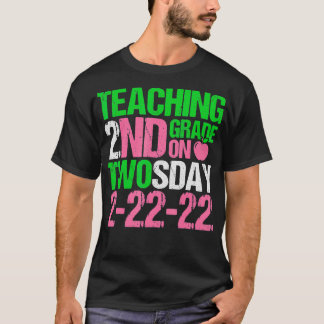 Camiseta 22 de fevereiro de 2022 Twosday 22222 Funny Aka Ma
