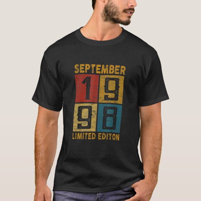Camiseta 24.º Aniversário, Setembro De 1998 Nascer Em 1998  (Frente)