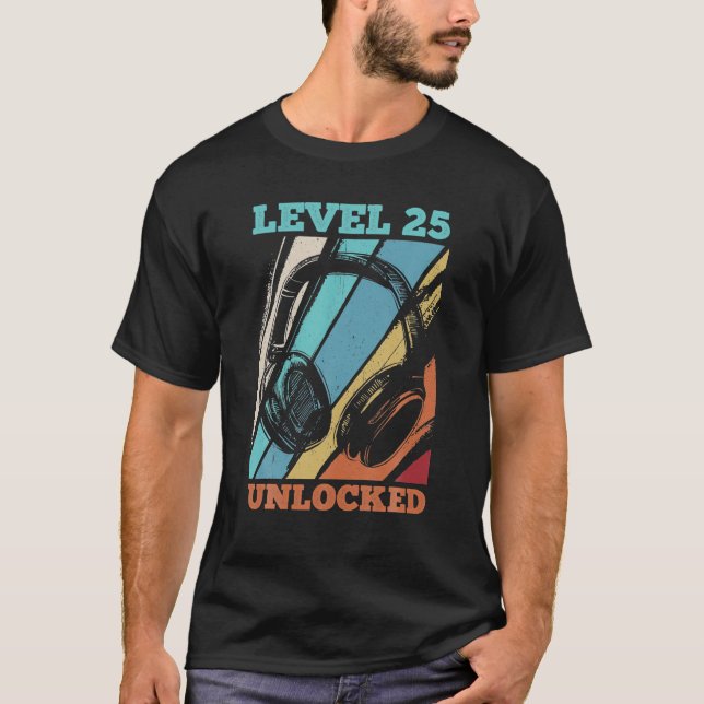 Camiseta 25 Birthday Video Gamer Nível 25 Desbloqueado (Frente)