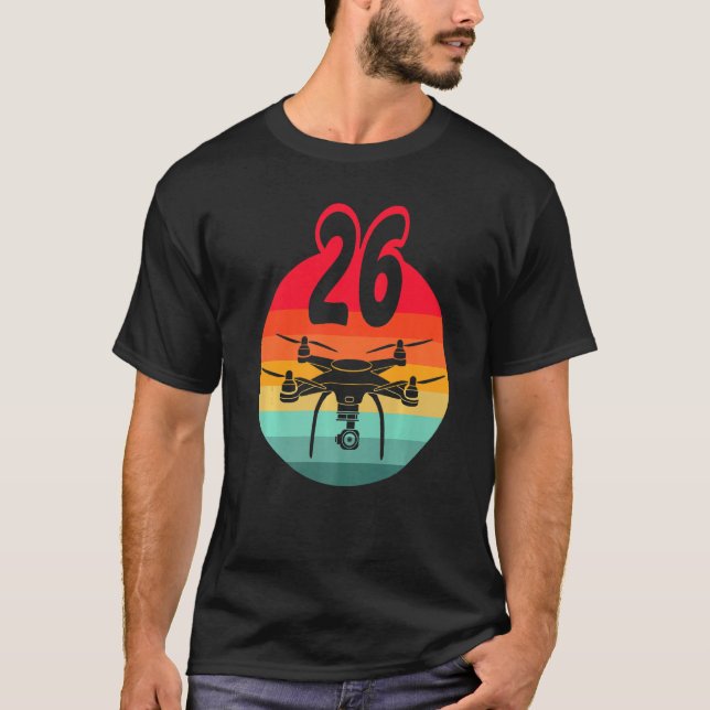 Camiseta 26.º Aniversário I - Drones com controle remoto re (Frente)