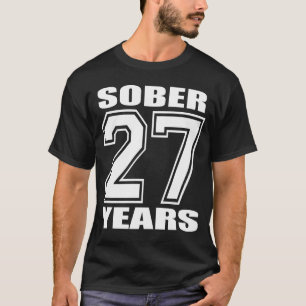 Camiseta 27 ANOS moderam o branco na obscuridade