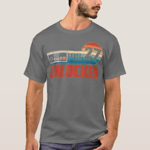 Camiseta 27 Birthday Gift Unlocked Level 27 Vintage Game Co
