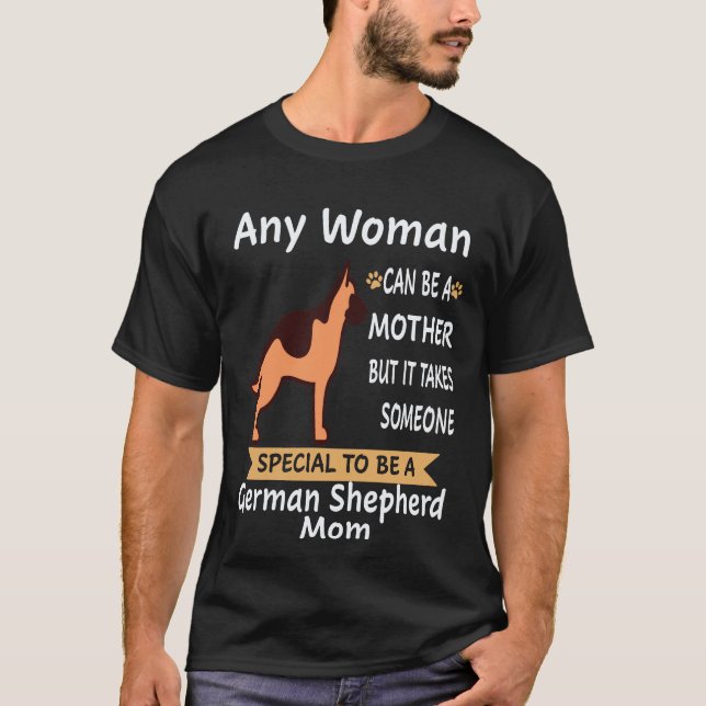 Camiseta 27 Qualquer Mulher Pode Ser Uma Mãe Mas É Preciso  (Frente)