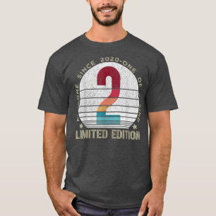 Camiseta 2 Year Old Vintage 2020 Retro Limited Edition 2nd