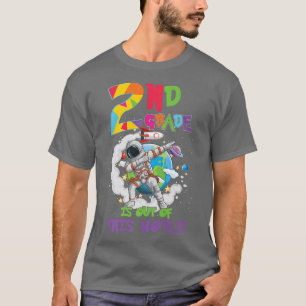 Camiseta 2nd Grade Is Out Of This World Space Rocket Astron