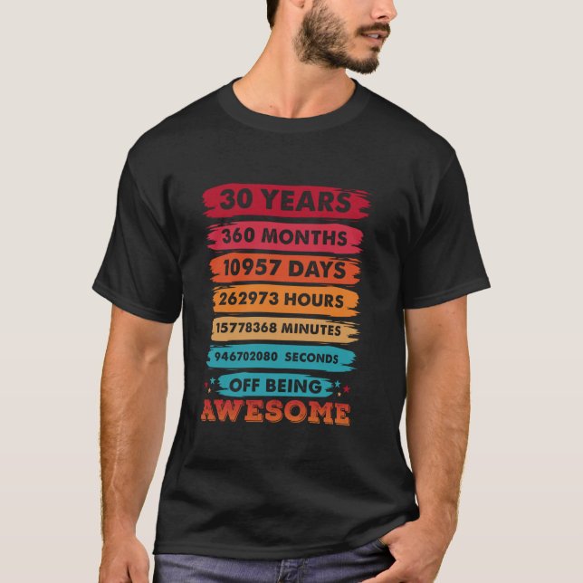 Camiseta 30 anos 360 meses de ser um 30 fantástico (Frente)