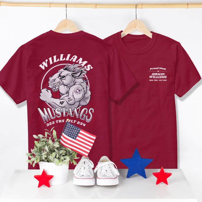 Camiseta 323 Mustangs Air Force Basic Training Graduation (Air Force Basic Military Training BMT Graduation TRS Mascot T-shirts, 323 Mustangs Shirt, Proud Mom)