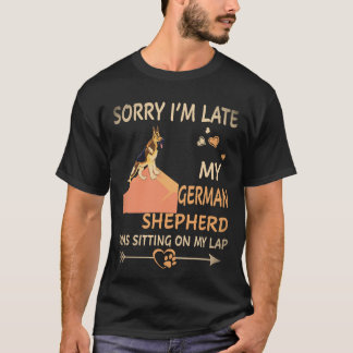 Camiseta 33 Desculpe o Atraso Meu Pastor Alemão Estava Sent