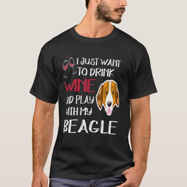 Camiseta 340 Beber Vinho E Brincar Com Meu Beagle (Frente)