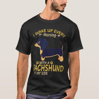 Camiseta 34 Eu acordo todas as manhãs com um Dachshund ao m