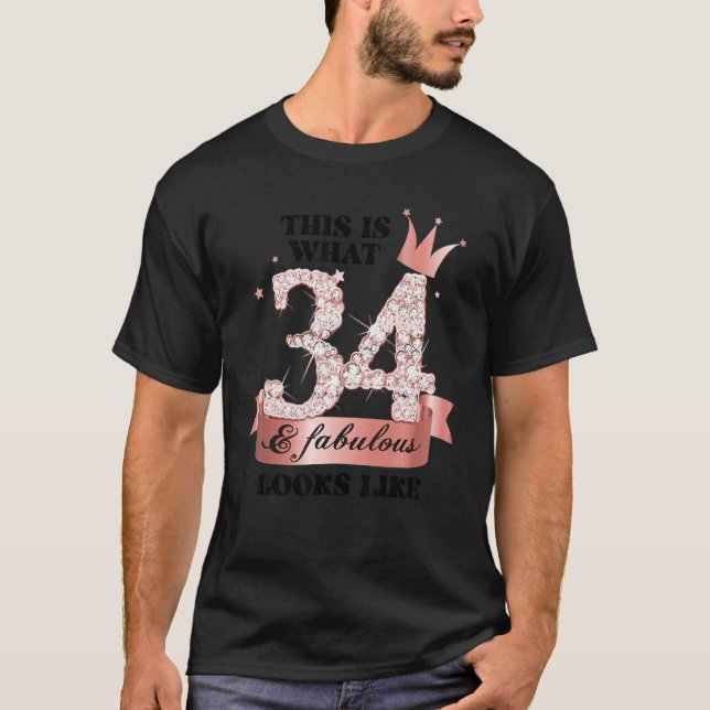 Camiseta 34 & Fabulous I Rose And White Party Group Candid  (Frente)