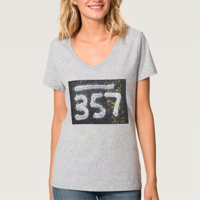 Camiseta 357 Mason's and Angel Number (Frente)