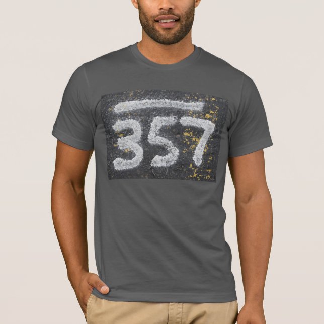 Camiseta 357 Mason's and Angel Number (Frente)