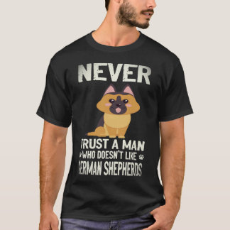 Camiseta 36 Nunca Confie em um Homem que Não Gosta de Pasto