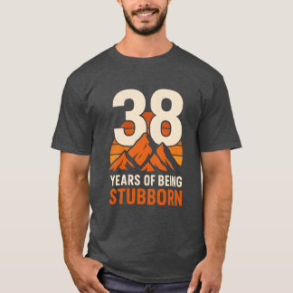 Camiseta 38 anos sendo entusiasmados, engraçado 38 anos de 