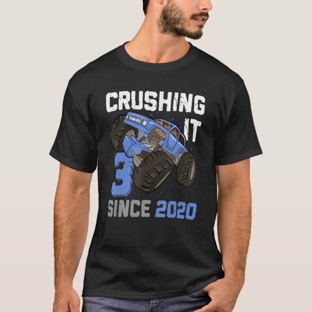 Camiseta 3 Esmagando Desde 2020 Monster Truck Terceiro Aniv (Frente)