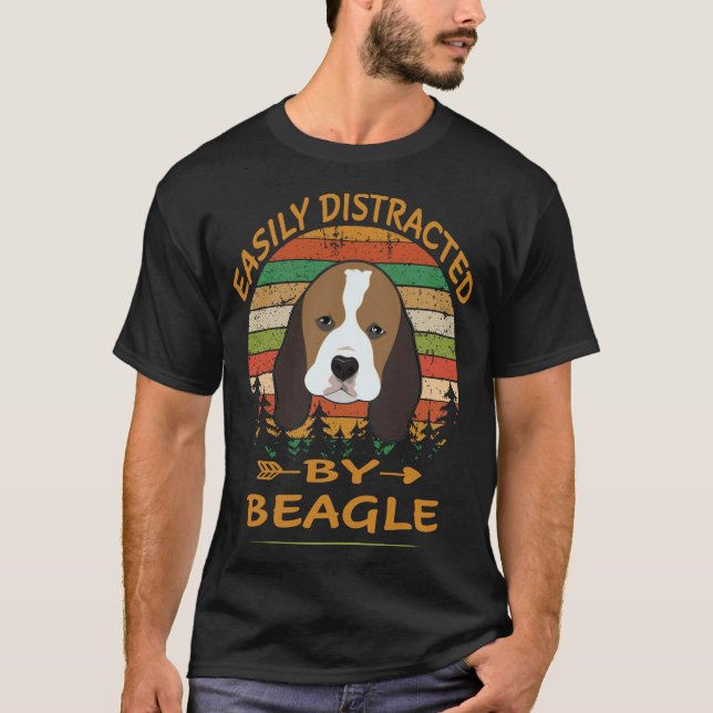 Camiseta 3 Facilmente Distraído Por Beagle (Frente)