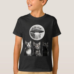 Camiseta 3 Gatos Assustados Lua Ufo Invasão Alienada Terra