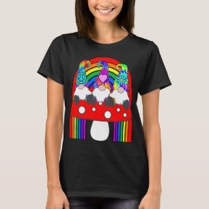 Camiseta 3 Hippie Gnomos em Cogumelo sob Rainbow Whimsica