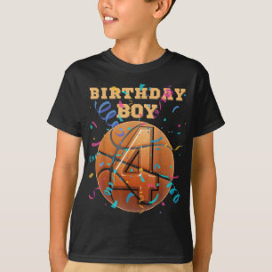 Camiseta 4º Aniversário: Quatro Jogada de Basquete de 4 Ano
