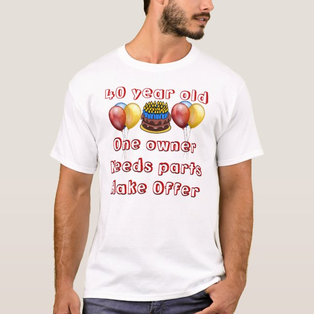 Camiseta 40 anos. Um dono. Precisa de peças. Fazer Oferta (Frente)