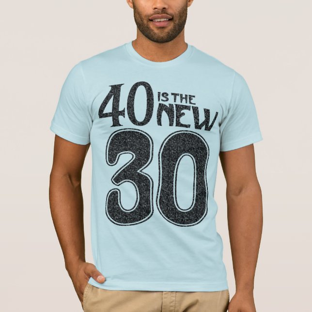 Camiseta 40 são os 30 NOVOS (o preto) (Frente)