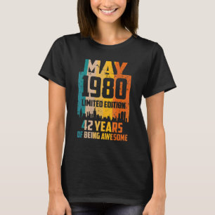 Camiseta 42º Aniversário 42 Anos Incrível Desde Maio De 198