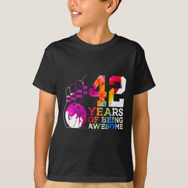 Camiseta 42 Anos De Boliches Incríveis 42.O Aniversário (Frente)