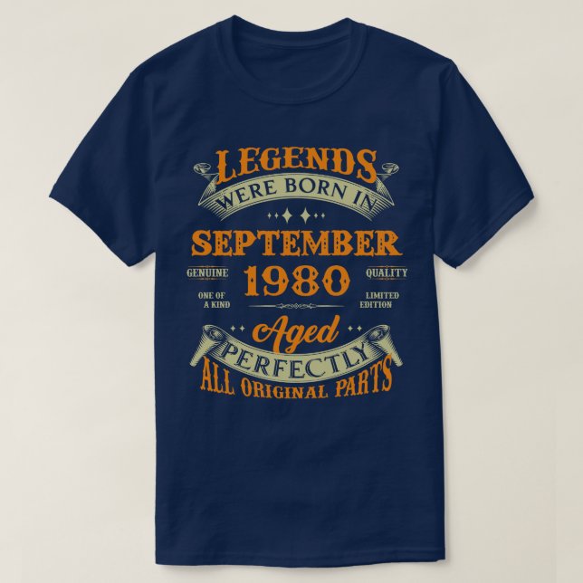 Camiseta 43º Nascer De Legendas De Presente De Aniversário  (Frente do Design)
