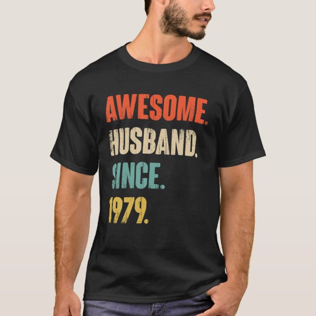 Camiseta 43 Aniversário De Casamento Dando-Lhe Presente - M (Frente)